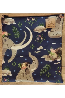 Babychicks cipzáras snacktartó / uzsonnás zsák - mamut család (pamut-vízálló poliészter) 20x20 cm