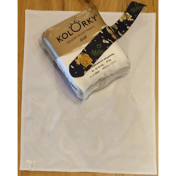 Babychicks mosható, hordozható pelenkázó alátét - mamut család