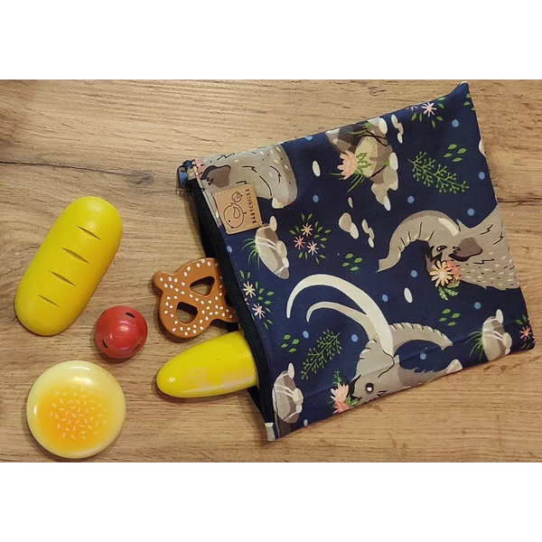 Babychicks cipzáras snacktartó / uzsonnás zsák - mamut család (pamut-vízálló poliészter) 20x20 cm