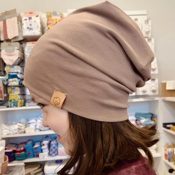 Babychicks beanie sapka - tejeskávé